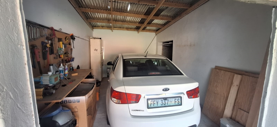 3 Bedroom Property for Sale in Steynsrus Free State